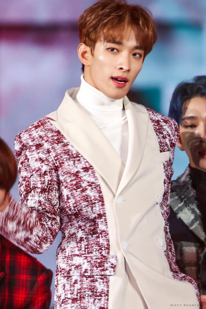 Misty_Mo0610's tweet photo. 😁20200218 Happy 218's Day🤟
Happy Birthday To DK&amp;Vernon

#Happy_DK_Day 🎂
#Happy_Vernon_Day 🎂
#도겸 #DK #버논 #Vernon
#SEVENTEEN #세븐틴 https://t.co/GfZGTP5a3s