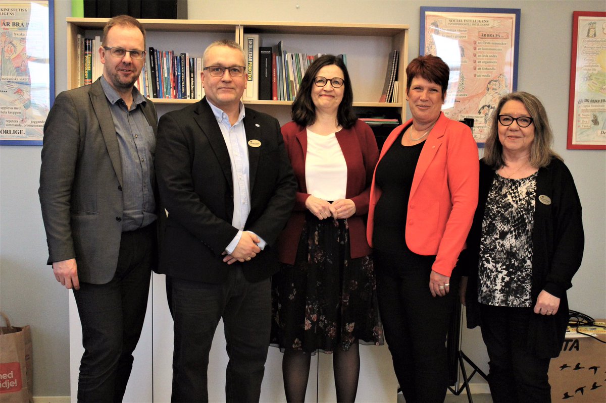 Trevligt besök idag! Utbildningsminister Anna Ekström var på besök, vi pratade om olika utmaningar bl.a. kompetensförsörjningen, kvalitetsarbete samt styrning och ledning. Kanske något som kan följas upp 29/4 ”PUD-riksdagen 2020, Think tank Dalom”.
