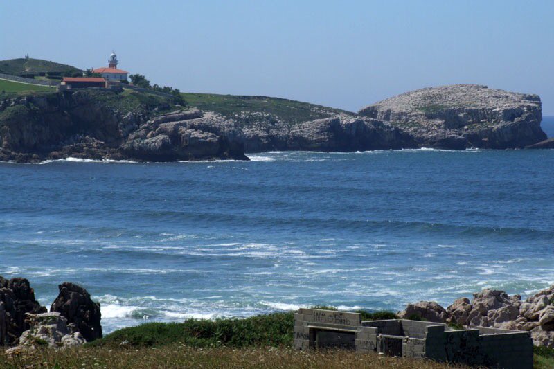 Una costa acantilada y escarpada, modelada por una serie de calas y playas, son las zonas naturales que el municipio de Suances nos brinda para disfrutar.

suances.net/es/informacion…

#suances #turismosuances #turismoencantabria
