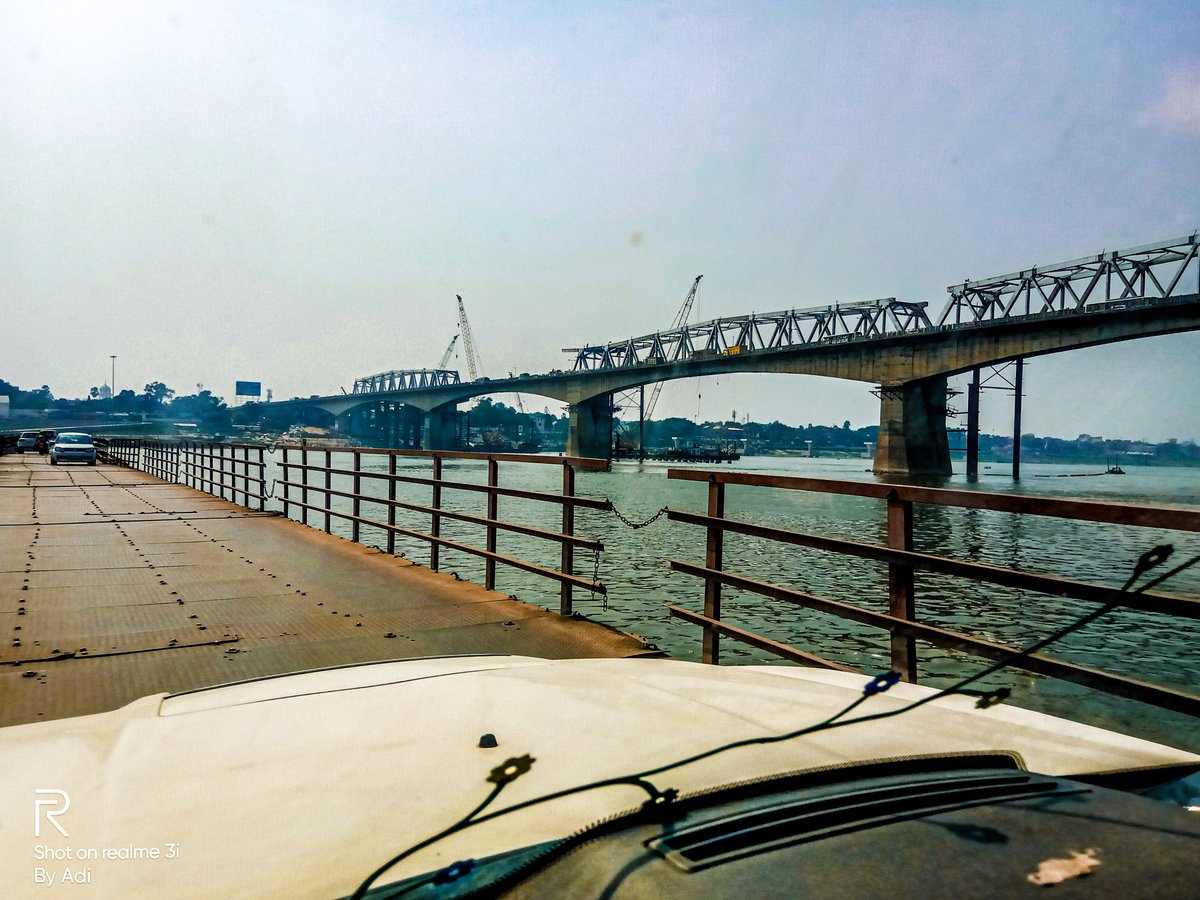the_aditya22's tweet photo. The River Ganga ❤️
#Patna #beauty #gandhisetu https://t.co/BrITAqtZ2S