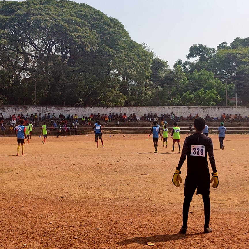 KeralaBlasters's tweet image. We would like to thank all the participants for coming out in massive numbers and giving their best for the trials at Aleppey! 🙌
To be a part of the @KBYoungBlasters academy, call - +91 97448 60123.
#YennunYellow #ChampionsInTheMaking #YoungBlasters
