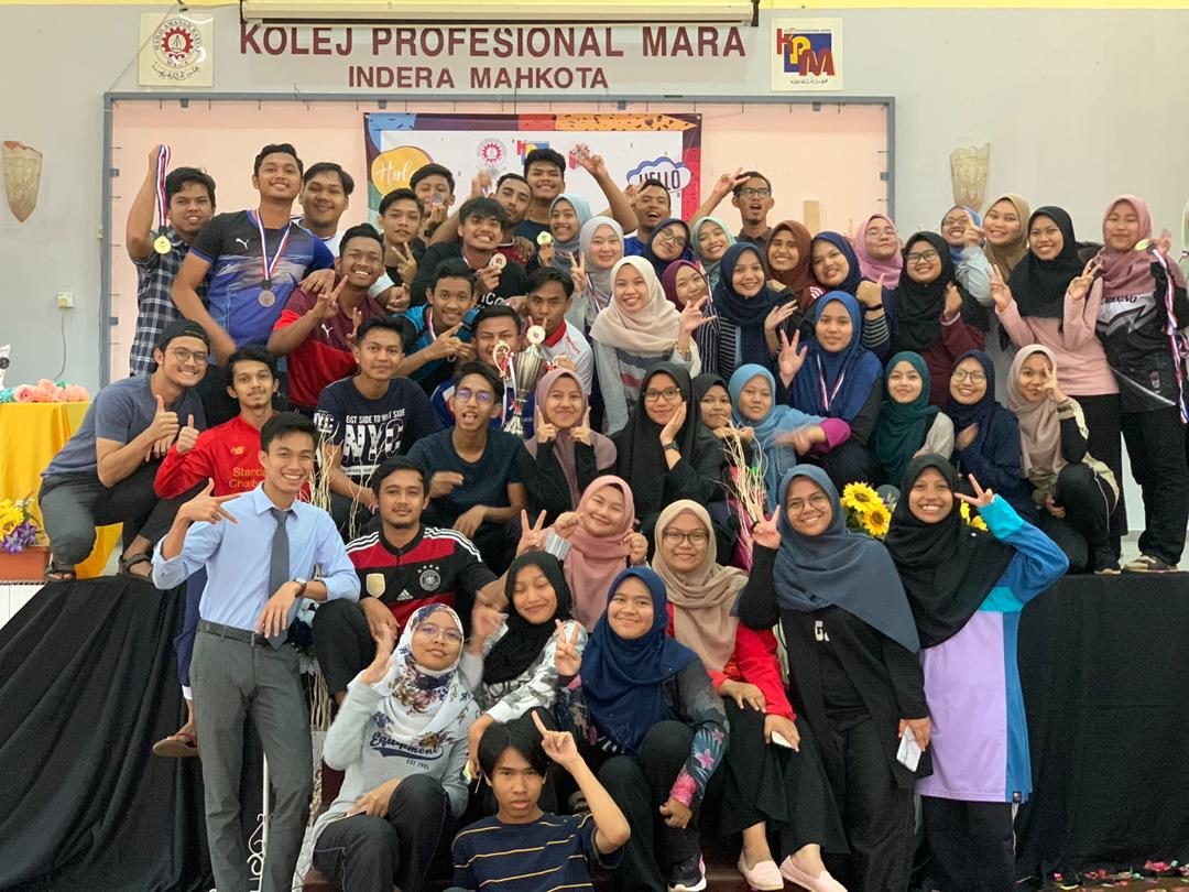 Daccs_KPMIM's tweet photo. Congratulations to all DIA’s students 🥇❤️
.
We are the champion 🏆
#kpmimwww
#kpmim
#daccskpmim https://t.co/NvQucBlTW6
