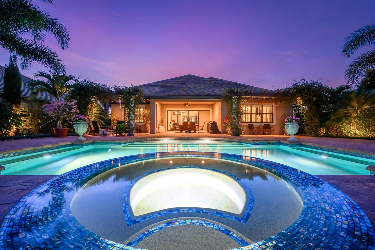 getitdoneforme's tweet image. Call me, Cynthia Roker, at 561-255-5256 today to view this Wellington luxury home for sale. activerain.com/blogsview/5468…