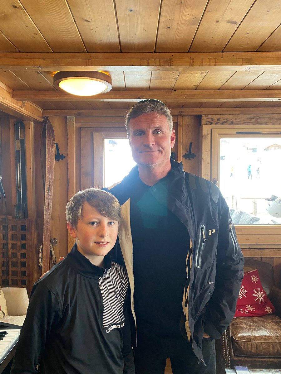 martinpilgrim's tweet photo. Great to meet you @therealdcf1 thanks for the pic, top man, let me know next time it’s beer o’clock 🍺 https://t.co/crklk3CbTD
