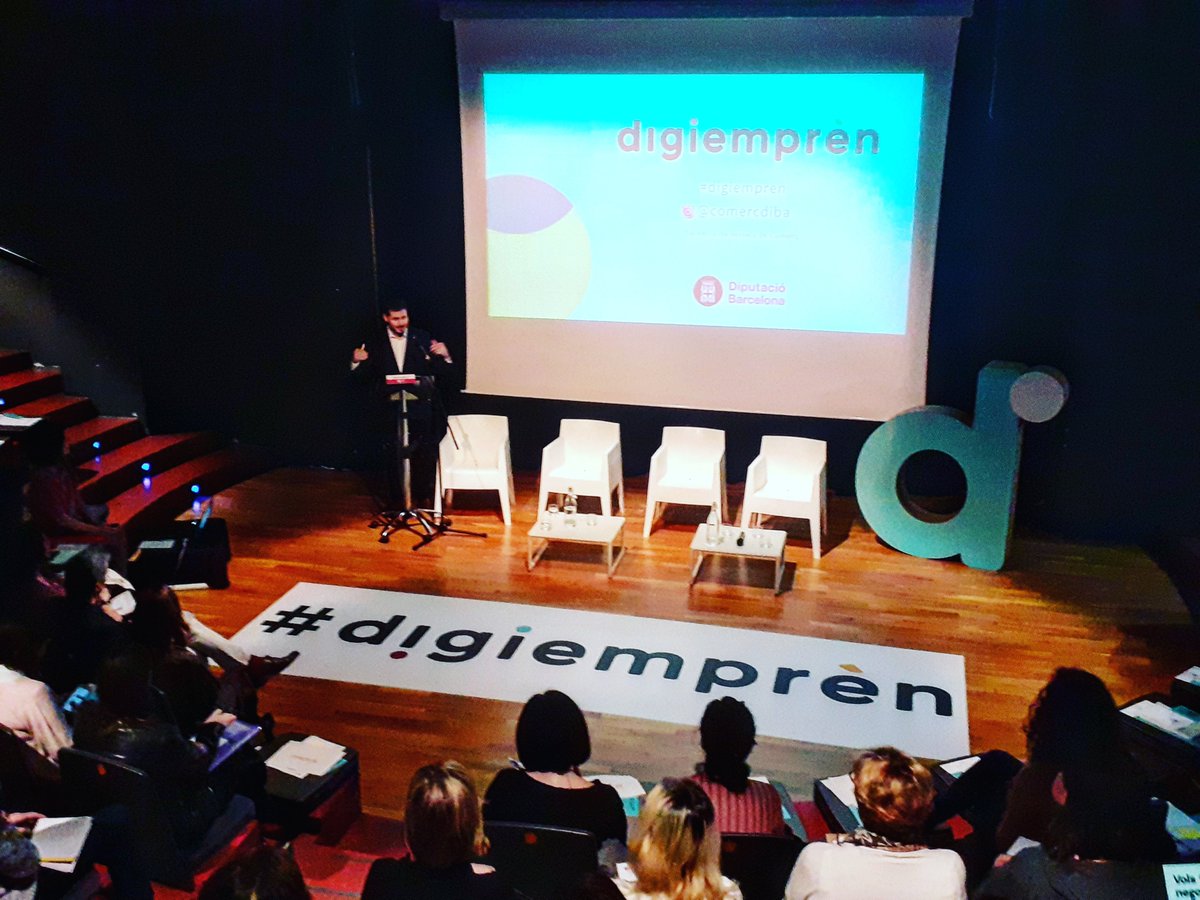 Presentem la plataforma en línia de formació adreçada a comerciants, creador@s locals i artesans/es. Vols tenir un negoci en línia brillant? #Digiemprèn està pensat per a tu! #som311 #ODSDiba 
✅ digiempren.diba.cat