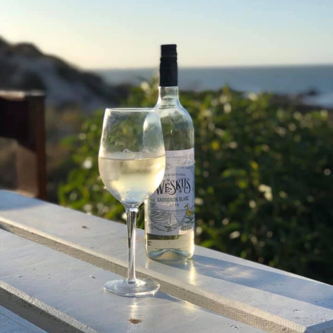 Dunstone (@dunstone_estate) on Twitter photo Step out onto the beautiful sun-kissed beach that is Jacobsbay! Home to our spacious family beach house offering all the creature comforts. We have a week open over Christmas from 21-28 December (week long booking only). Grab it now! ow.ly/z5g250yolaC
📷<a href="/eastafternoon/">Georgia East</a> Step out onto the beautiful sun-kissed beach that is Jacobsbay! Home to our spacious family beach house offering all the creature comforts. We have a week open over Christmas from 21-28 December (week long booking only). Grab it now! ow.ly/z5g250yolaC
📷<a href="/eastafternoon/">Georgia East</a>
