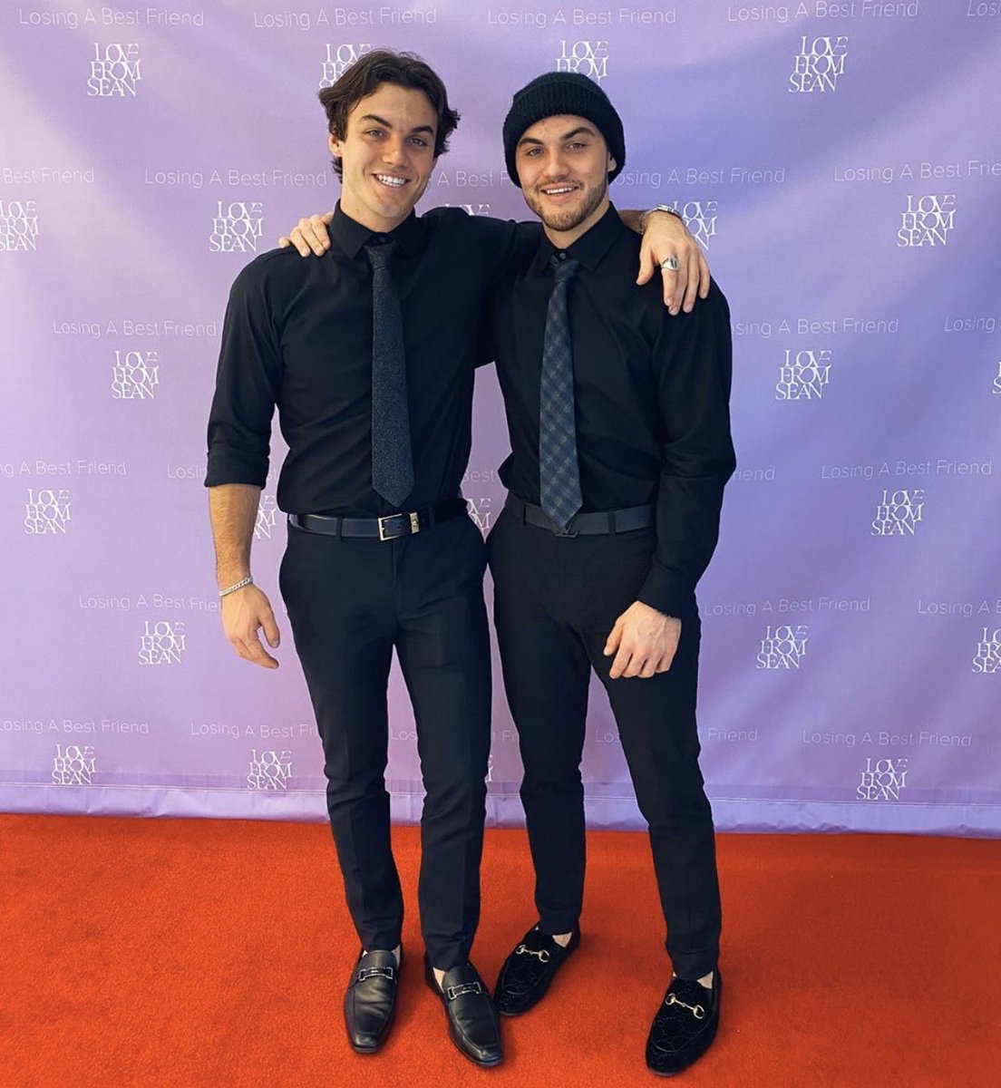 pIayboyethan's tweet photo. i have no words to describe how proud i am of you both this is going to be something life changing i can’t wait to see all of your hard work today i’m beyond proud of you both i love you endlessly #LoveFromSean @EthanDolan @GraysonDolan ✨🦋💙 https://t.co/44A1m9T2cz