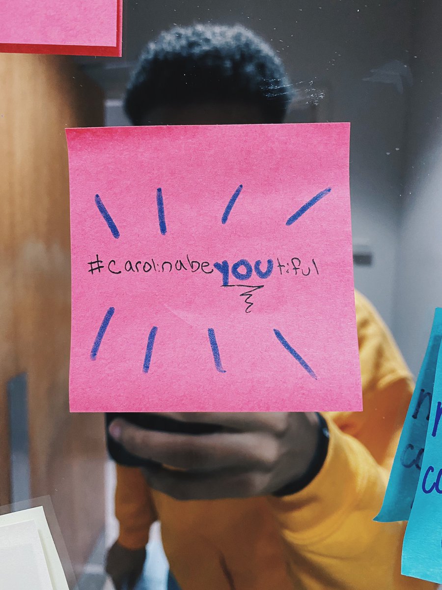 UofSCSG's tweet photo. Good morning Carolina! We are kicking off #CarolinabeYOUtiful with #MirrorlessMonday! https://t.co/jgY8ddKFit