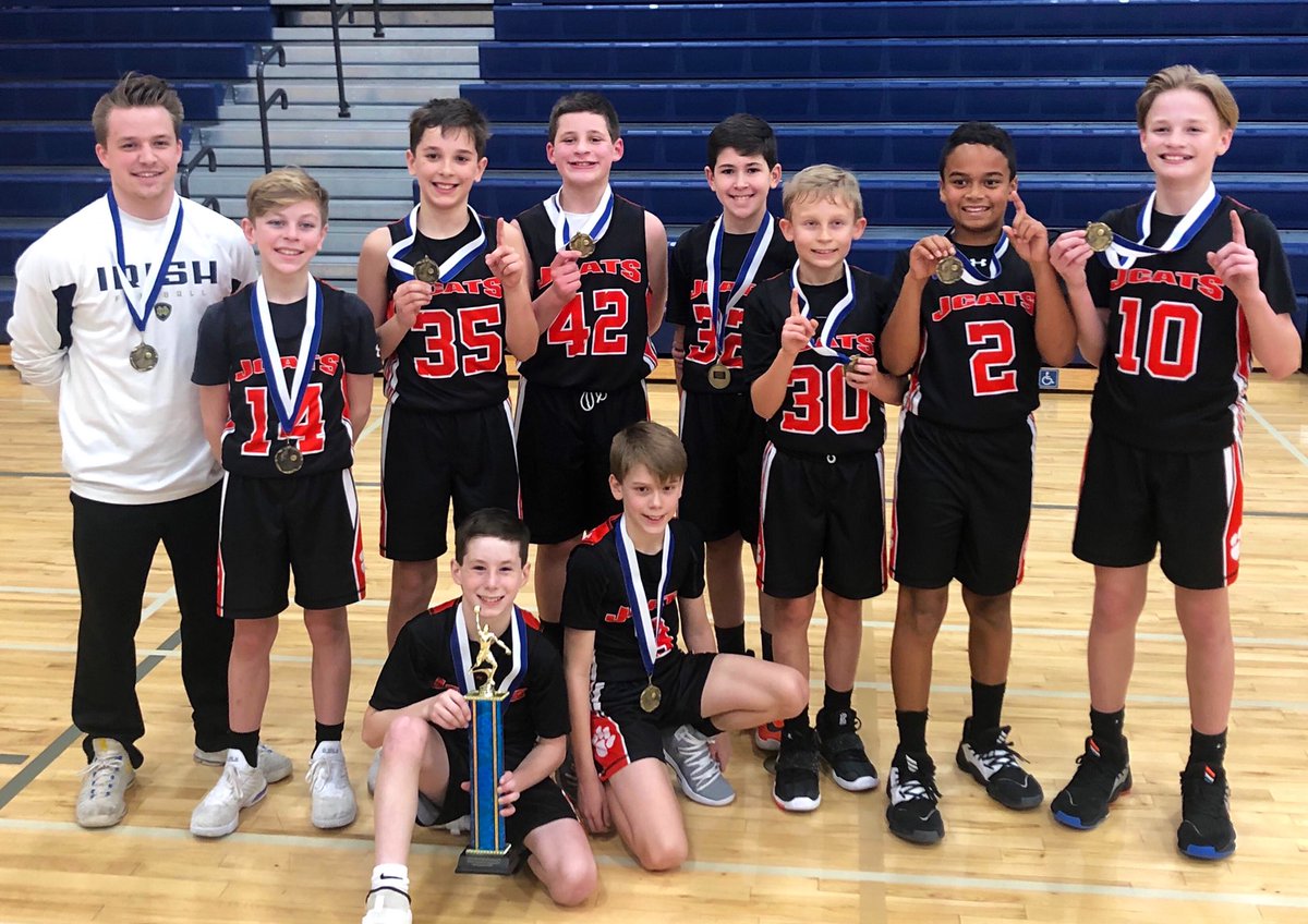 6 Orange and 5 Orange were Championship winners over the  weekend facing tough competition in the Riverside Brookfield tournament - both teams won the final game by 1 pt!! 💪🏆💪 #futurewildcats