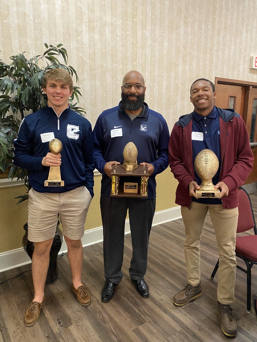 Coach_Lane8's tweet photo. Last Banquet... a lot of “they said you can’t...” in this picture. That is why I never listen to “they”. Blessed to be a part of this story. I can’t wait to see the next chapter...
#Harvest🖐🏾🍀🦅🏈🥦#TPW https://t.co/PTZP8QEJ6E