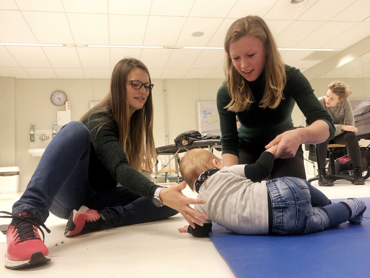 Wanneer je de master Kinderfysiotherapie van de <a href="/HU_Utrecht/">Hogeschool Utrecht (inactief)</a> volgt heb je meerdere praktijklessen. Bijvoorbeeld een praktijkles met baby's. Wil je meer informatie over deze opleiding neem dan vooral contact op  per mail: eline.bolster@hu.nl #masterkinderfysiotherapie