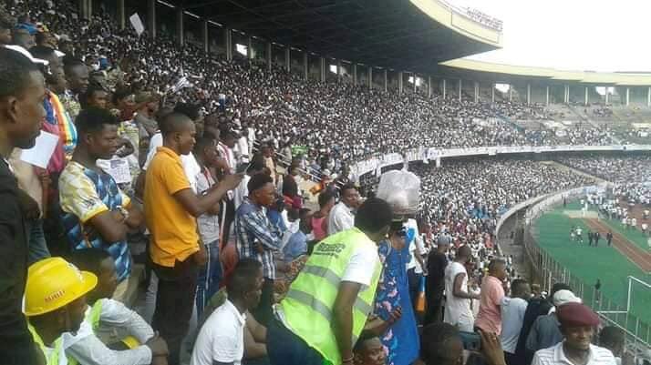 LdfUdps's tweet photo. #RDC : Celebration de 38 ans d’existence de l’#UDPS . Démonstration de force de la Base au Stade 🏟 Martyrs . https://t.co/btDhtcuEJ2