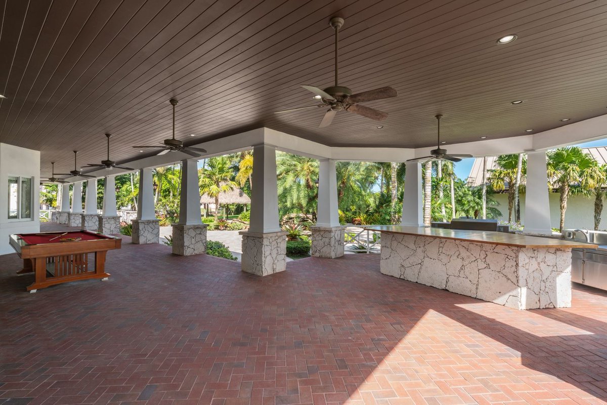 24351 SW 140th Ave -this home is spacious, perfect for entertaining and completely self-sufficient. With no expenses spared, the home's interior features French cut marble floors, vaulted beam ceiling, Office, laundry room. ow.ly/WSuj50ylScd
