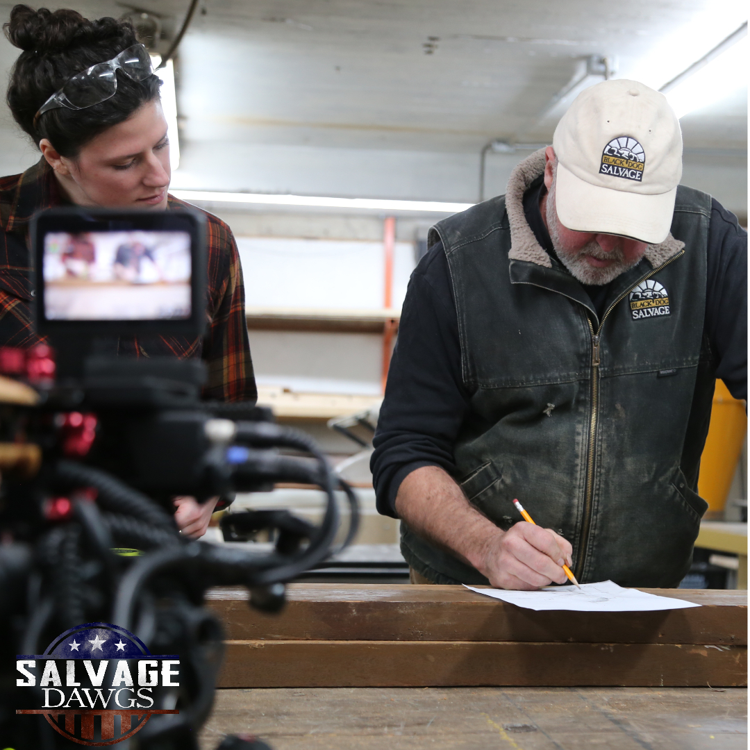 Making the plan for the week✏️
.
.
.
#ToDoList #Mondaze #BTS #builds #shop #salvage #blackdogsalvage #salvagedawgs #recycle #reuse #production