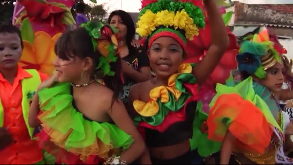 @saclarigue <a href="/leoalvacabrera/">Prof. Leonardo Alvarado</a> <a href="/NicolasMaduro/">Nicolás Maduro</a> @psuvaristobulo <a href="/RMarcoTorres/">Rodolfo Marco Torres</a> <a href="/RosangelaOrozco/">Rosangela Orozco</a> @MPPEDUCACION @Nancyor7 @ZE_Aragua <a href="/AraguaEducacion/">Sec. de Educación</a> @amigosdemaracay <a href="/FEdumedia/">Fundación Edumedia</a> <a href="/fotoecocultura/">Yoger Armas ¡Siempre Por El Camino De Chávez!</a> @MaestraTuitera <a href="/neljulger/">🙏NELJULGER 68K🇻🇪</a> @josevsierra <a href="/GladyzSan/">Gladyz Gonzalez</a> <a href="/Isa/">@1s4.bsky.social</a> <a href="/RoxanaC71634289/">Roxana Castillo</a> <a href="/Veliscv/">Antje Z_Andrea</a> <a href="/LolaVid/">Lola Vidal💯x🇨🇺</a> <a href="/CLFIFLA/">Centro De Formación</a> <a href="/mrcsveroes/">Marcos Veroes Vegas</a> <a href="/VillegasPoljak/">Ernesto Villegas Poljak</a> <a href="/BeatrizNogales8/">Beatriz Nogales</a> <a href="/DePermanente1/">Centro Inv y Form Docente Mario Briceño</a> <a href="/netsyj/">netsycolmenares@hotmail.com</a> <a href="/JosePenb/">PENB "José Antonio Maitin "</a> En las actividades pedagógicas de los #CarnavalesPedagógico2020 desarrollas la identidad cultural y nacional, praticas el principio Rodrigueano del aprender haciendo,profundiza el compartir en colectivo, desarrolla motricidad fina,espacio ideal para la creatividad y la innovación