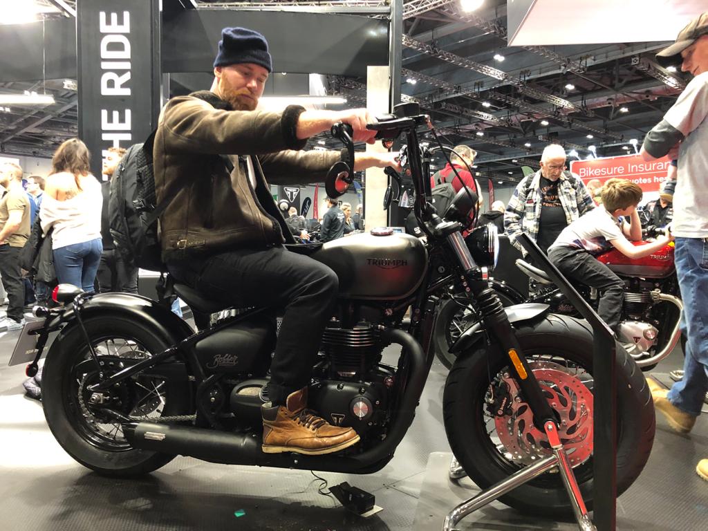 NewtonFaulkner's tweet photo. Went to the London Motocycle Show on Saturday, got some pics. NF
#londonmotocylceshow #notmybike #dontevenhavealicence #triumph #ducati https://t.co/A5DoTGxTJ8
