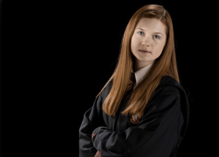 Happy birthday Bonnie Wright !!     