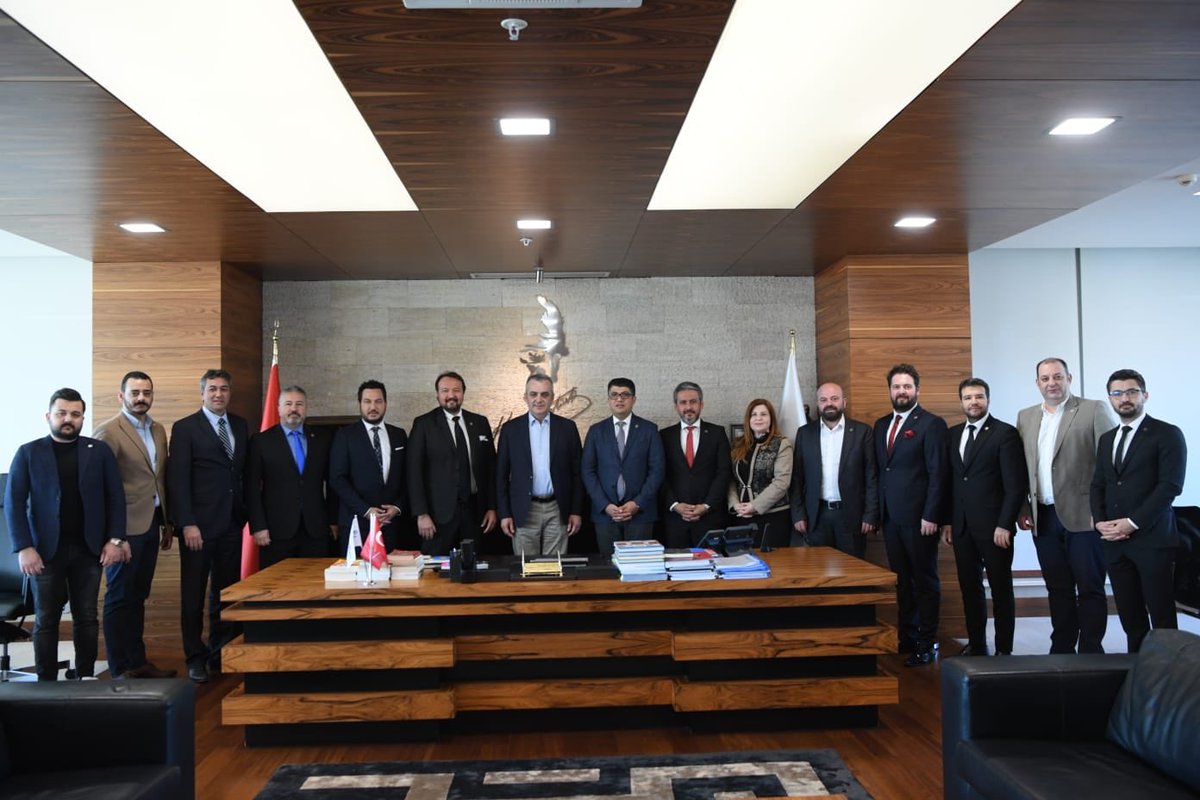 ANTİADolarak Konyaalti belediye başkanımız Sayın Semih Esen e nezaket ziyaretinde bulunarak gelecek dönem projelerimizleilgili bilgilendirdik.Yakın ilgilisi ve misafirperverliğinden dolayısayın başkanımıza teşekkürederiz <a href="/AvSemihEsen/">Semih Esen</a> <a href="/konyaaltibld/">Konyaaltı Belediyesi</a> <a href="/antiadantalya/">ANTİAD - Antalya İş İnsanları Derneği</a> <a href="/ferhatyildiztac/">FERHAT YILDIZ</a>