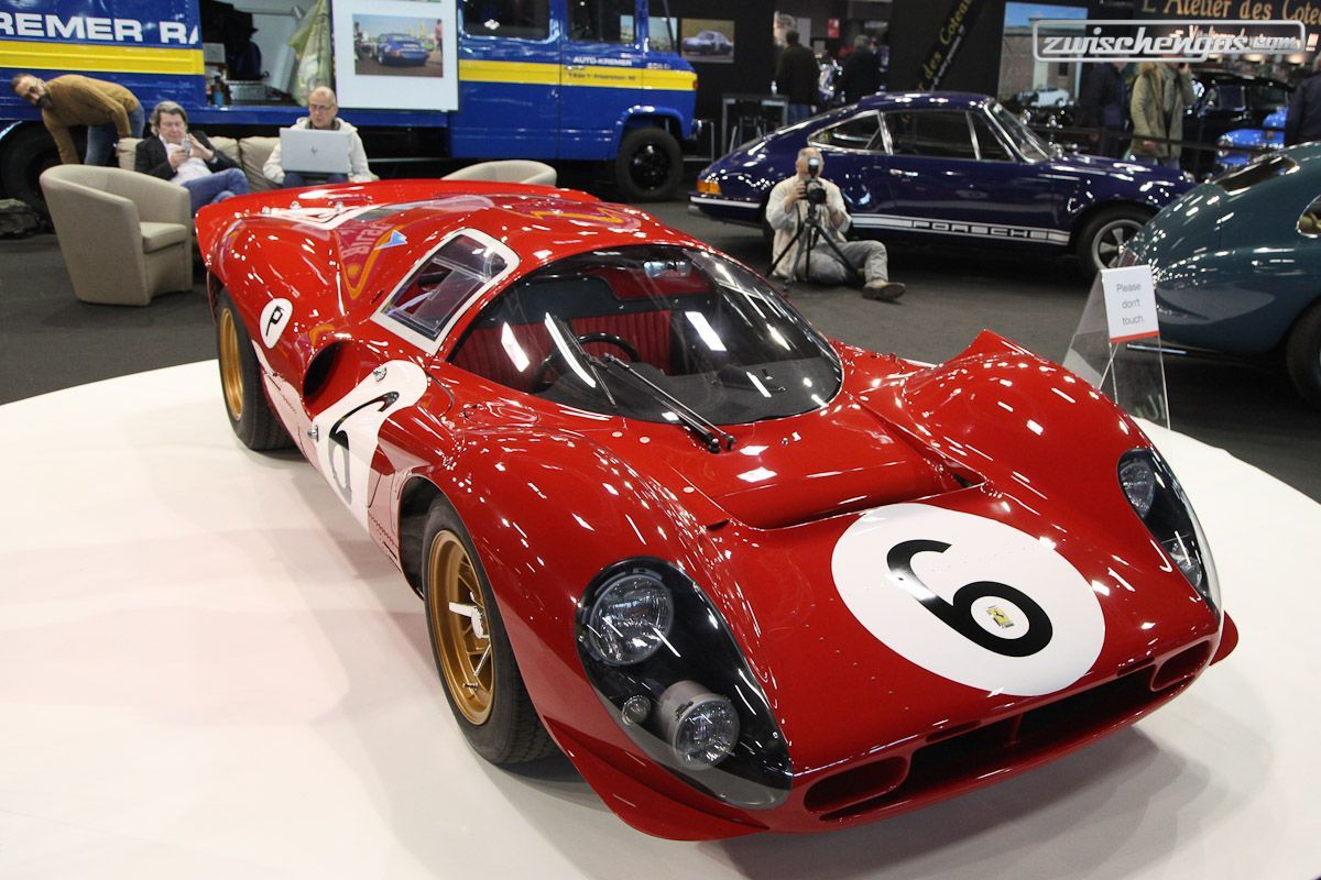 Gesehen an der #Retromobile in #Paris: Der schönste #Rennwagen aller Zeiten: #Ferrari P4
---
@retromobile_paris #zwischengas #oldtimer  #classiccar #classiccars #auto #car #cars #alfaromeo #classiccarshow @Ferrari @FerrariUSA @MCEnzoFerrari @ScuderiaFerrari @RetromobileFR