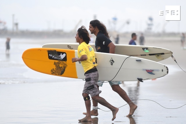 EFEdeportes's tweet photo. #EFEfotos 🌊 | Cerca de 350 surfistas de diferentes modalidades participaron en el #TPMOpenPro 🏄🏄♀️, disputado en la playa de El Murciélago del balneario de Manta (Ecuador) 🇪🇨 @TPM_EC https://t.co/Ft1jZjSrGz