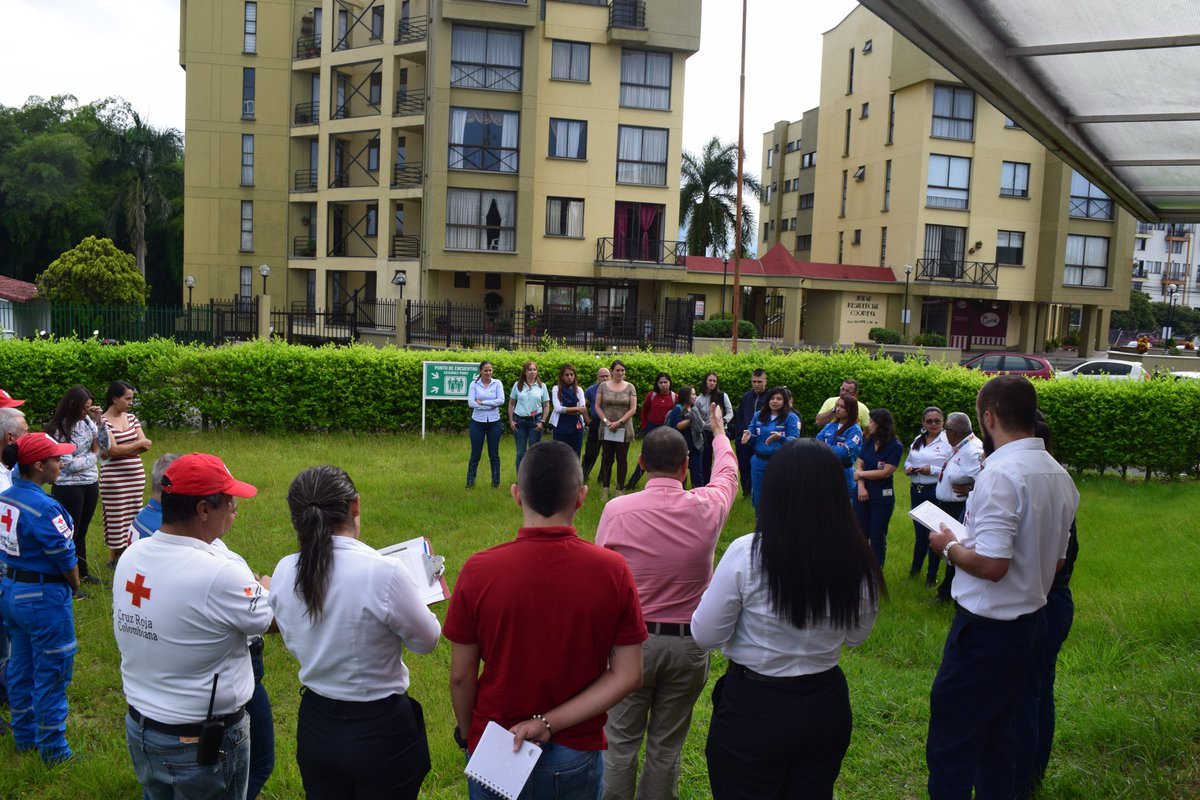 CruzRojaQuindio's tweet image. La Prevención es para todos los Días y la mejor herramienta para salvar VIDAS. Por esta importante razón nuestro personal de Sede administrativa y Banco de Sangre realiza simulacros de evacuación. #COPASST #Calidad #SGSST