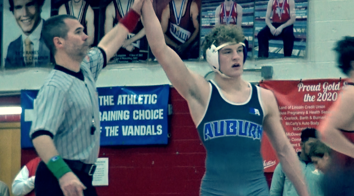 <a href="/SpfldClinic/">SpfldClinic</a> RT if Auburn's Gervasio Marchizza had the best #POTW! Winner gets a @Spfldclinic prize pack. Ends at 10pm!