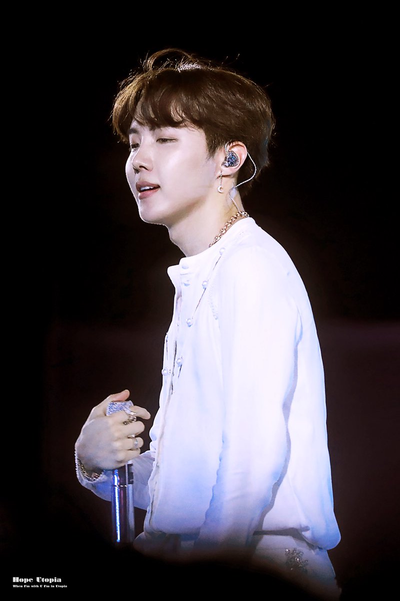 Hope_utopia's tweet image. 27번제 생일 축하
MY ONE AND ONLY HOPE💚

@BTS_twt  
#HappyJhopeday 
#HappyBirthdayJhope
#제이홉_너하나로_다_위로가_된다는걸
#나의_희망은_호석이_행복