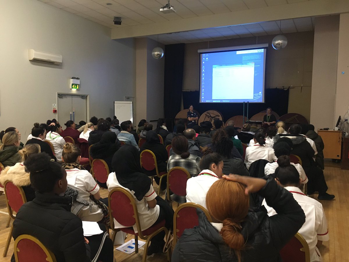 Helsbellsj13's tweet photo. Student forum today at @LandDHospital with @Jill_Randell collaborative working with @kelsbels1905 from Beds Uni... good discussions with students about how we support them on placements. #supportingstudentnurses #proudtocare https://t.co/Ygcp0P9I9W