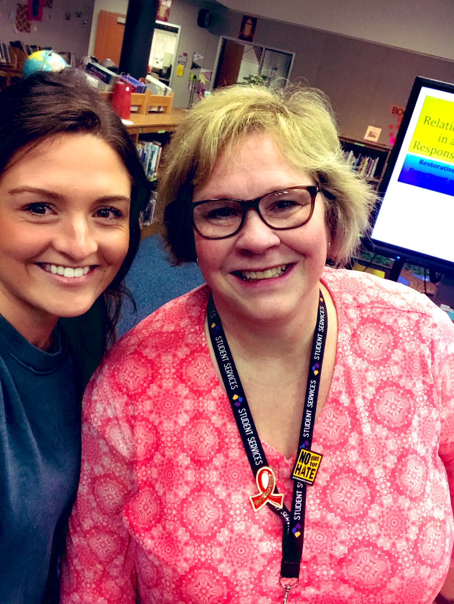 mrsrossonkinder's tweet photo. Started the day off learning about Relationship Building in a Culturally Responsive Classroom #RobisonLearns #KindnessIsOurCompass @RobisonES https://t.co/zSh7JnD7YS