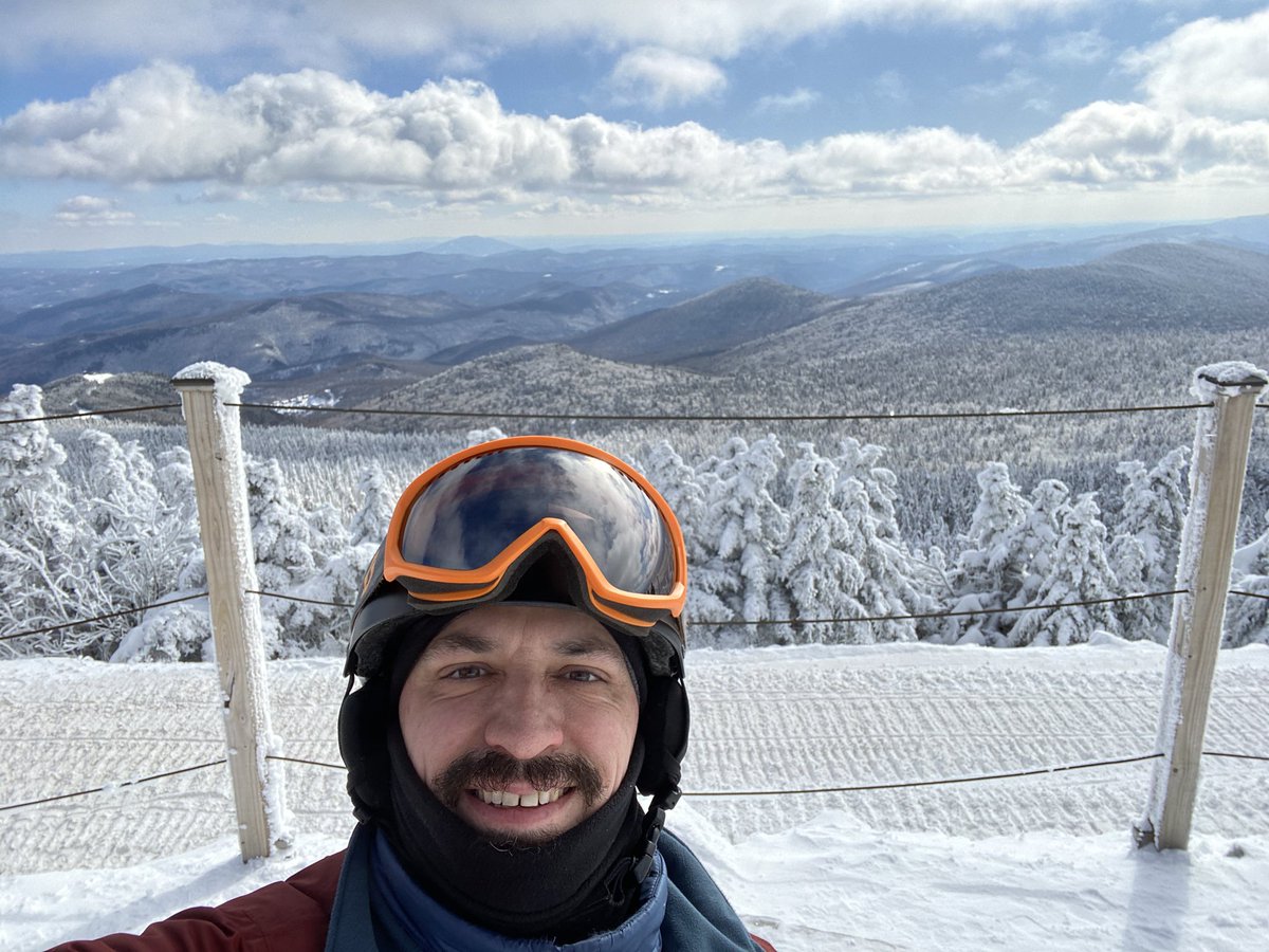 craytv's tweet photo. Blue skies and snowflakes at the top of @KillingtonMtn https://t.co/D7MGEaea2u