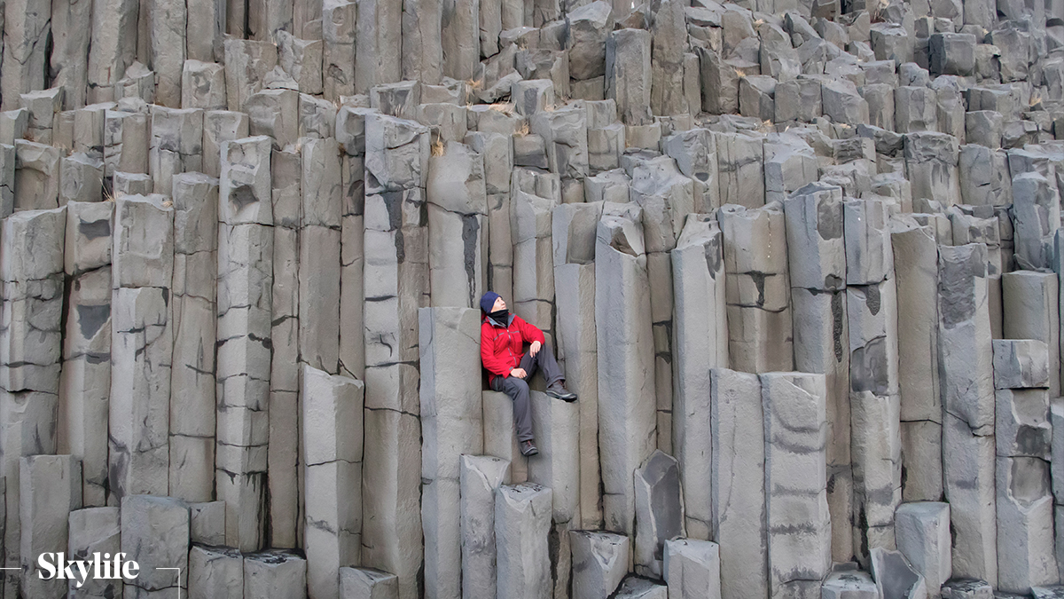 Have you ever seen an artwork done by the nature before?
Basalt obelisks in Iceland are beautiful natural wonders which were formed by lava cooling down and turning into cornered obelisks.👉bit.ly/37GaWKc