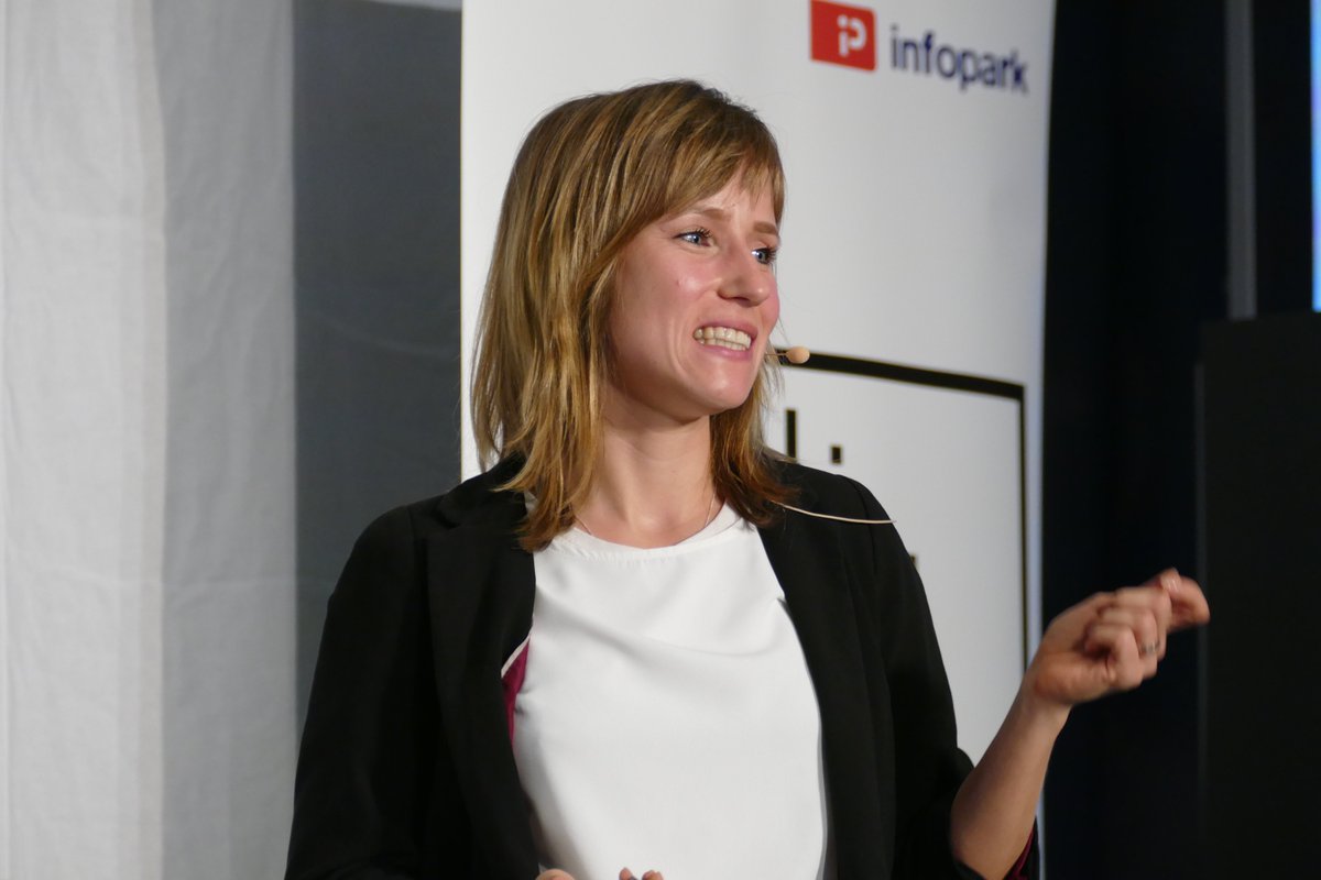 JustRelateGroup's tweet photo. "Als Digital Marketing Manager bei einem großen Konzern habe ich die Aufgabe, die verschiedenen Silos miteinander zu vernetzen." (@maria_scham, Digital Marketing Manager, @pfizer_de) #DigitalRelaunch #ContentMarketing https://t.co/Bod7udYavA