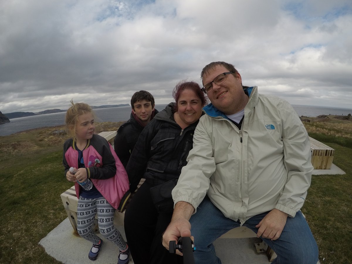 PDBizSolutions's tweet image. Wishing everyone a Happy Family Day. Enjoy the time with your loved ones.!