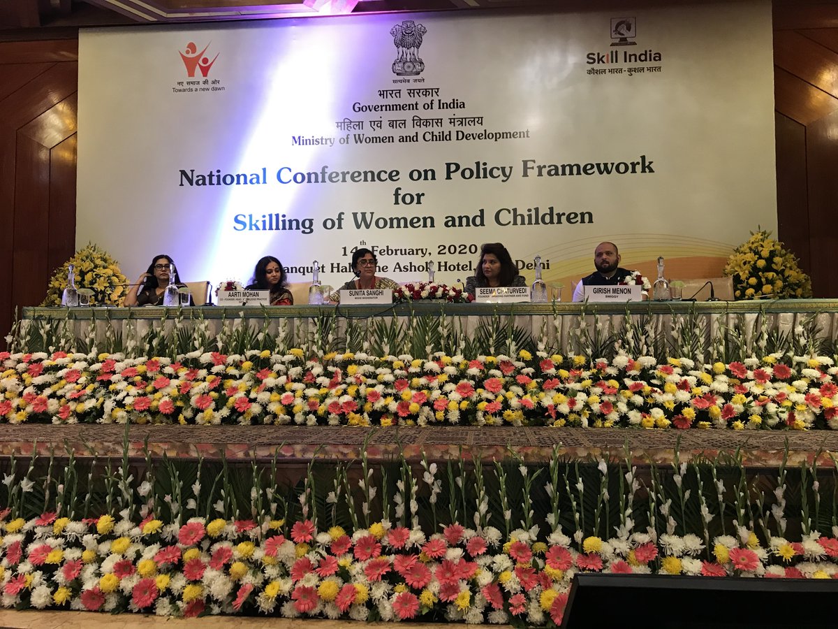 SeemaC_AGroup's tweet photo. Very impressed to see Union Minister of Women &amp; Child Development, @smritiirani's leadership, energy and focus on skilling women to advance India.
#womenentrepreneurship #womenempowerment #womenleaders #airsweee @USAndIndia @awefunds @GenderAtState @StateDept https://t.co/0SHZmyxb9Y