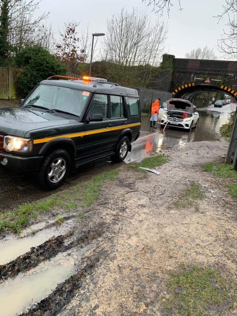 Our #responders are out and about assisting their #communities they are #trained #vetted and #insured #4x4r <a href="/BBCSurrey/">BBC Surrey</a> <a href="/surreylive/">SURREY LIVE NEWS</a> <a href="/surreymirror/">Surrey Mirror</a> <a href="/4x4response/">4x4 Response UK</a>