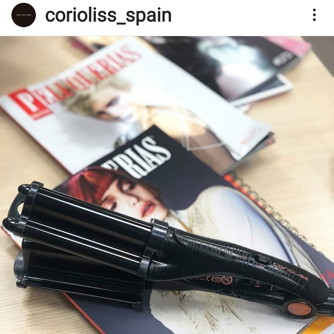 revPBpeluqueria's tweet photo. @corioliss_es se hace eco de la publicación de #BigWawe en las páginas de #revistapeluquerias 
😊👍 #CORIOLISS https://t.co/XzJGBoEj2m