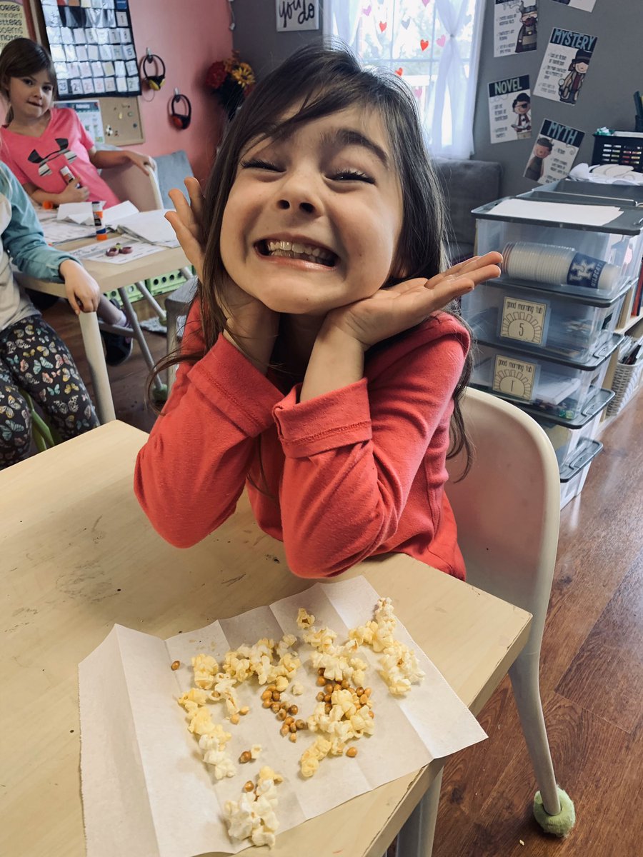 MissCasey_LPS's tweet photo. 1st grade gold leveled up on Lexia, so we celebrated with a POPCORN PARTY 🍿 https://t.co/QYvaD3gqKG