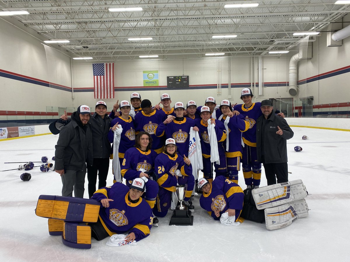 T1EHL's tweet image. Congratulations Champs! Big win for the @JrKingsHockey #U14 in the 4th Overtime at the #BlaineChampionships A great game with the Anaheim Jr. Ducks #T1EHL