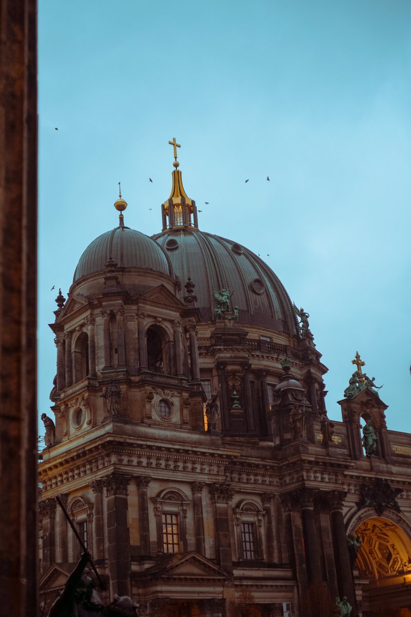 tomatoslayers's tweet photo. buildings of berlin in january 2020 for @transmediale #bcumediaontour #domediadifferently https://t.co/MOFdkpLlZq