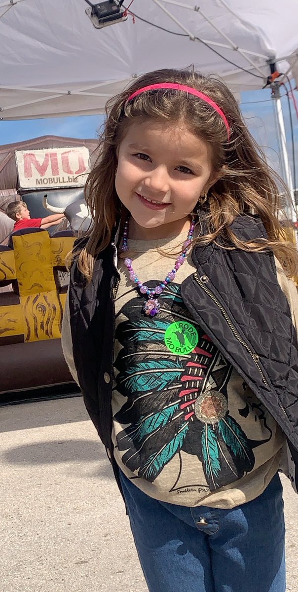 Jermy14's tweet image. I just can’t get over her smile..so genuine. So pure.🌅 #girldad #dadsareimportant