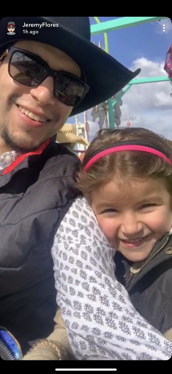 Jermy14's tweet image. I just can’t get over her smile..so genuine. So pure.🌅 #girldad #dadsareimportant