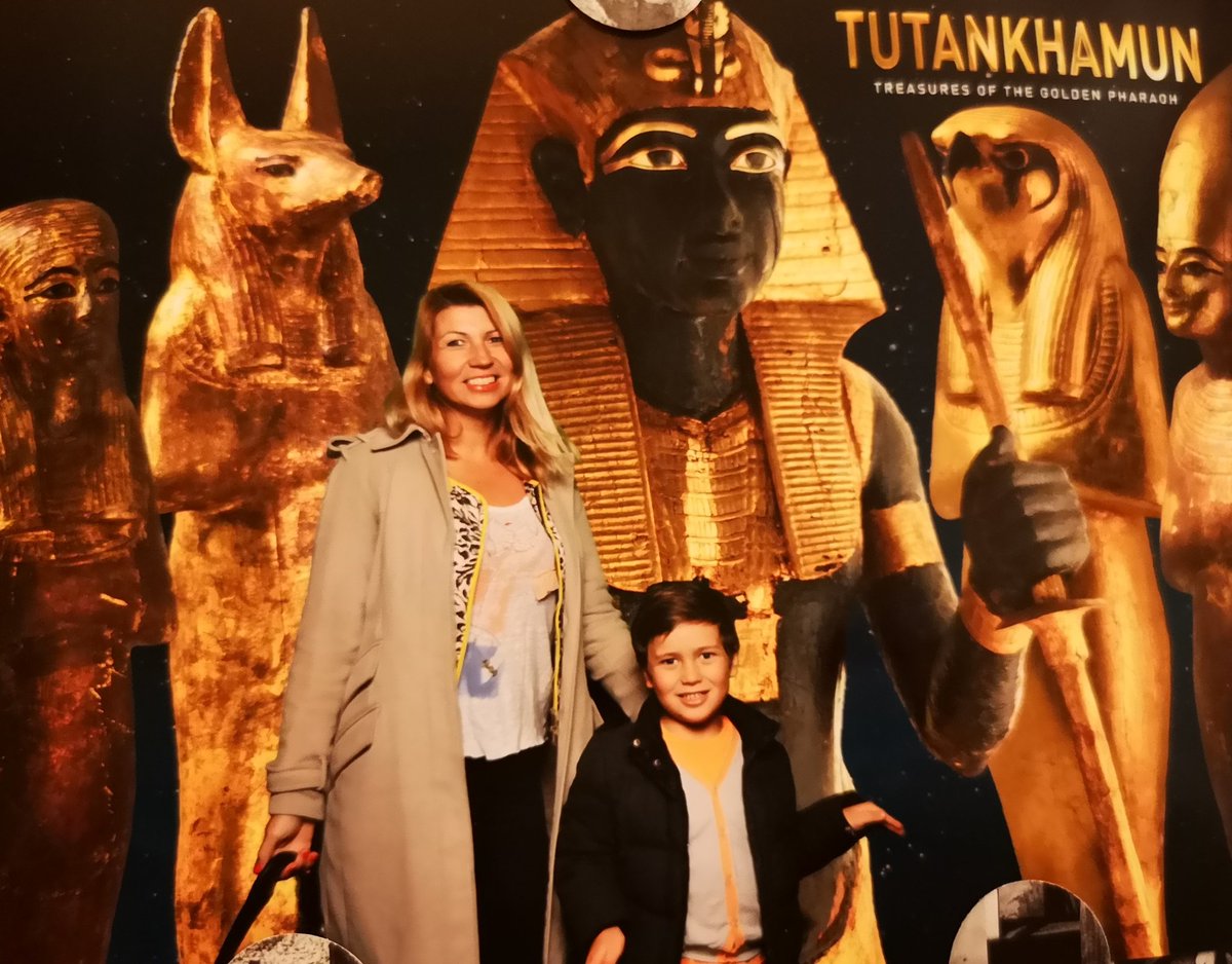 ZenBabytravel's tweet photo. #Tutankhamun at #saatchi: our 6 years old and I loved it! Took us 90 min and we prepped with @britishmuseum #egyptiancollection the day before ❤️🙏 @SaatchiGallery as usual host superbly, some spoilt #CulturedKids to be #invited. Most #environmentalfriendly way to see #egypt🇪🇬 https://t.co/z3M4o6X1b9