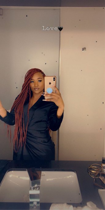 Watch your fav aquarius ♒️'s leaked NSFW photo on TwXstars