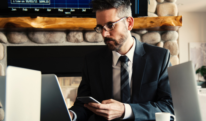 Ronda_Bowen's tweet photo. Do you have what it takes to be a #CEO? 🤔 A good CEO has the perfect balance of these 7 qualities. How many do you have? ❓ @getdottech #Leadership #LeaderQualities https://t.co/2MtDrcSxgx https://t.co/9Oj5ICxBnW