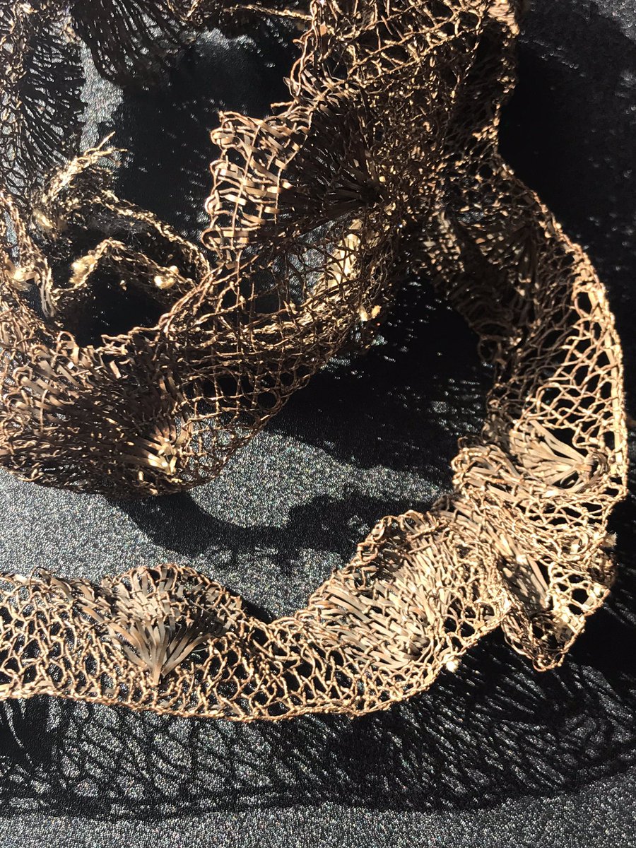 SilkDamask's tweet photo. In need of a bit of #sparkle for your Monday? So fortunate to have a #length of #gold #metallic #bobbin #lace from c. 1750s in my #studycollection thanks to the ever splendid @trouvais #closeup #sparkleandshine #rococo #embellishment https://t.co/y8EDtfMWlO