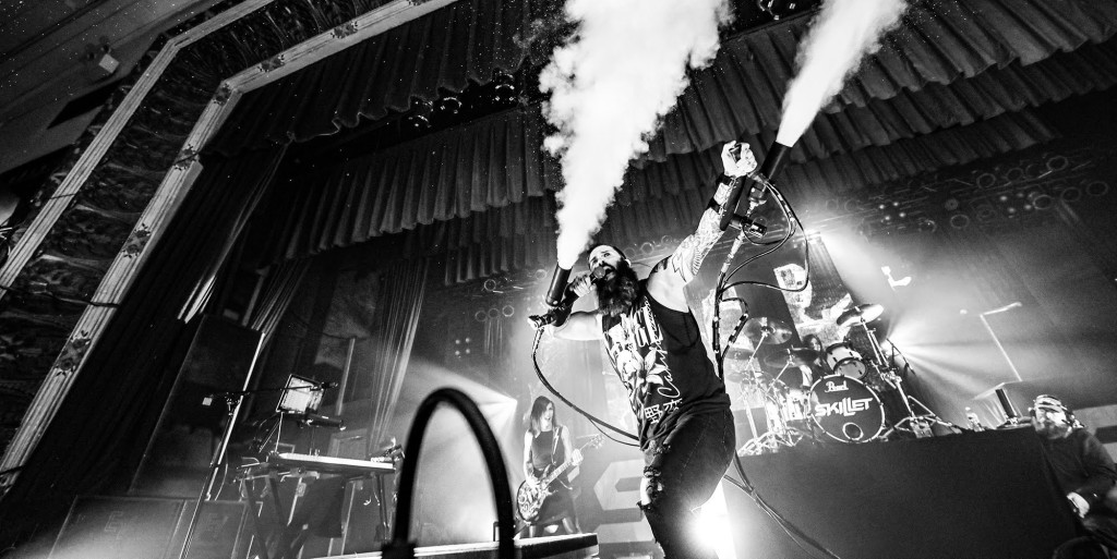 Skillet is Victorious at Sokol storiesfromthecrowd.com/2020/02/09/ski…