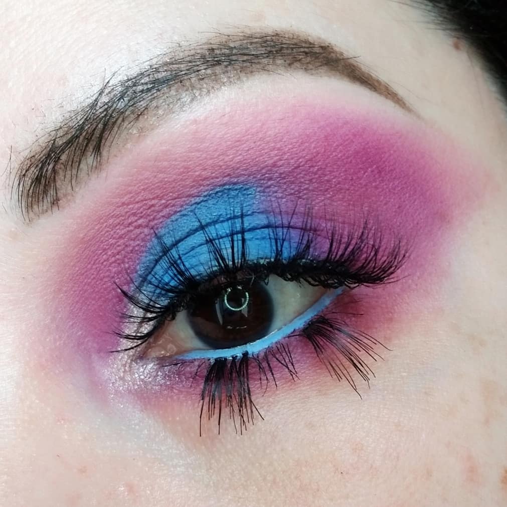 LeidyKaraiscos's tweet photo. 💙💜CONFIDENCE wear it like makeup.💙💜
Products Used🌌
Eyes: @blushtribe The laila palette 
 @colourpopcosmetics Liner in Prance
Lashes: @pradosbeauty (Hermosa) Lower Lashes @kissproducts Ever Ez #11
 #motd #makeuppage  #colourpopcosmetics #pradosbeauty  #blushtribe #kisslashes https://t.co/uIxlTp26QK