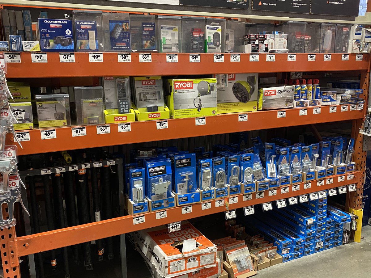 THD3301's tweet photo. Department of the day power pack down. @shandra_hunt @thdsaltarelli @TonjaBarnicle @CaylorLarry https://t.co/svY5XatKyz