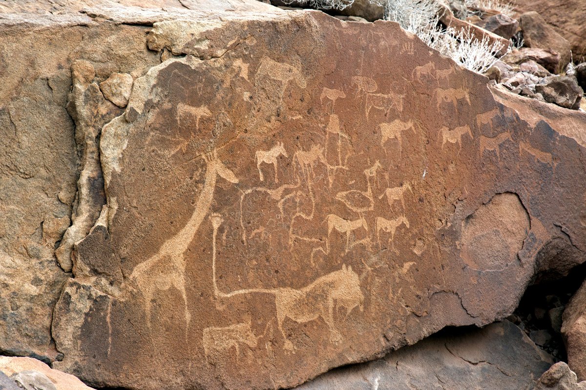 Love is in the air! To celebrate the month of love, we would like to know what you #LOVE about #NAMIBIA. Comment below with your "Namibian love story". We would like to hear from you.

#ascocarhire #monthoflove #twyfelfonteinbushmanrockpainting