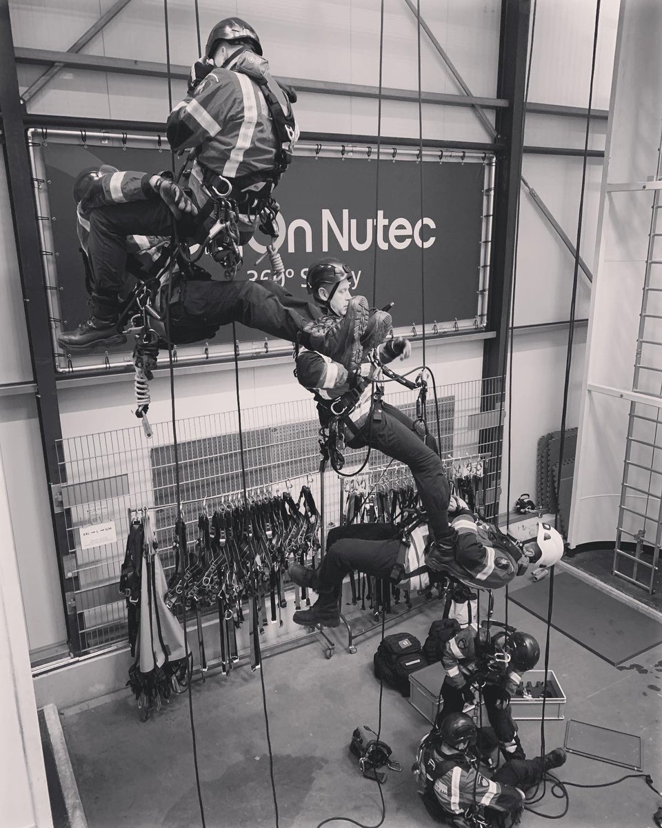 TimBrinkman59's tweet photo. Super gave dag gehad! #heightrescue #roperescue #homeoftheroperescue https://t.co/NKUb4OAdEz